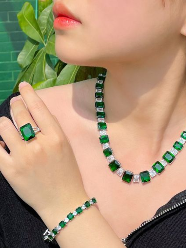 4 peças Anel Decoração de strass e pedra verde